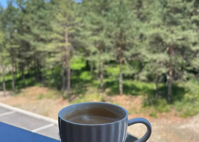 アパート Forest Hills